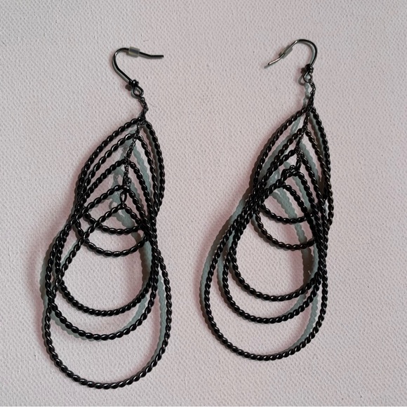 Express Dangle Earrings - Picture 5 of 6